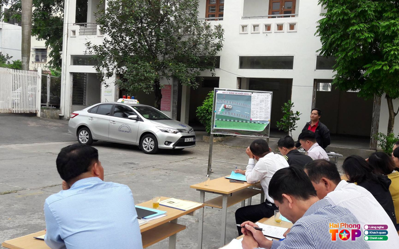 Trung-tam-giao-duc-nghe-nghiep-giao-thong-van-tai-haiphongtoplist