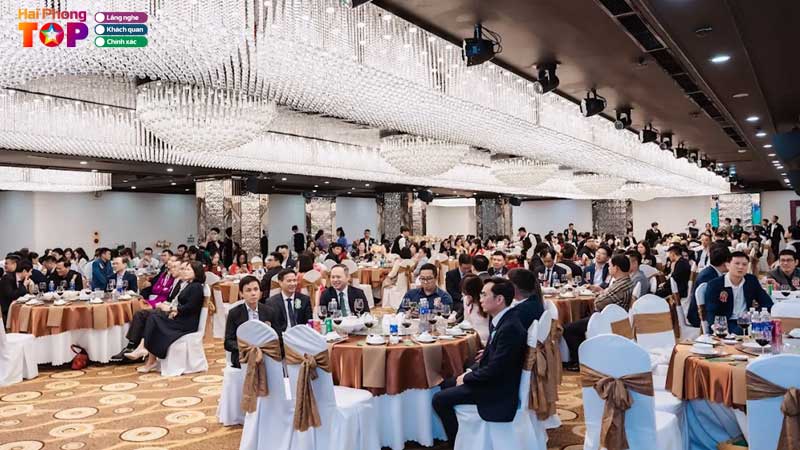 Dia-diem-to-chuc-gala-dinner-cuoi-nam-o-hai-phong