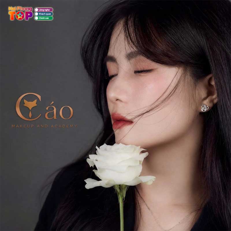 Cao-makeup-9-dieu-can-biet-truoc-khi-dang-ky-khoa-hoc-trang-diem-ca-nhan-5